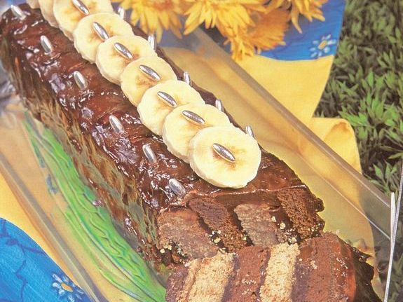 İki Renkli Pasta resimli tarifi / ne pişirsem?