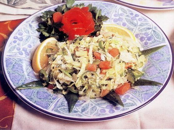 Aşçı Salatası (4 Kişilik) tarifi