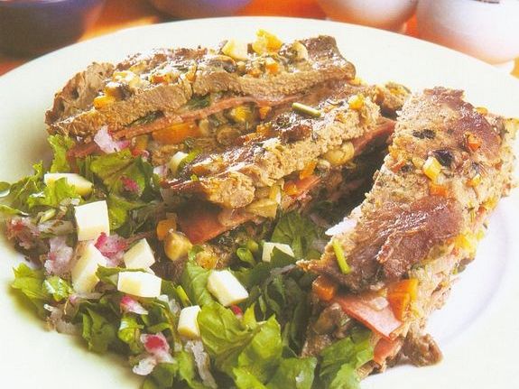 Mantarlı ve Jambonlu Sıra Kebabı (4 Kişilik) tarifi