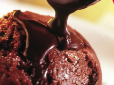 Çikolatalı Fındıklı Pudingle Muffin Kek tarifi
