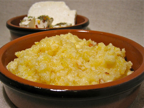 Hoşmerim (Peynir Tatlısı) (4-6 Kişilik) tarifi
